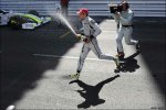 _45817748_jenson_champagne766x511.jpg